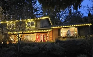 Christmas Lights Installation in Salem, Oregon